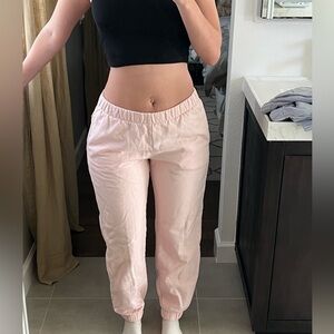 Rosa sweatpants in baby pink - from brandy melville